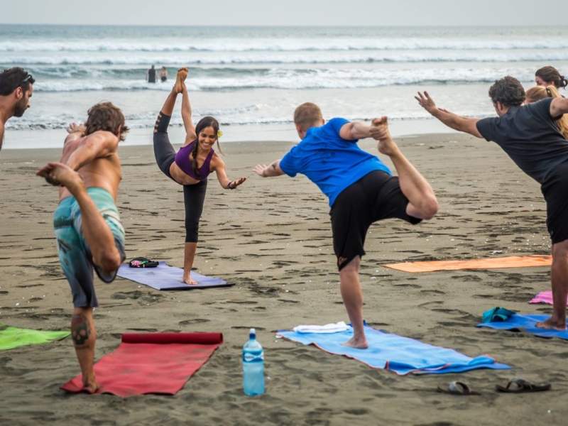 surfing-yoga-costa-rica
